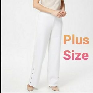 Plus size 24W Color: white. Brand new